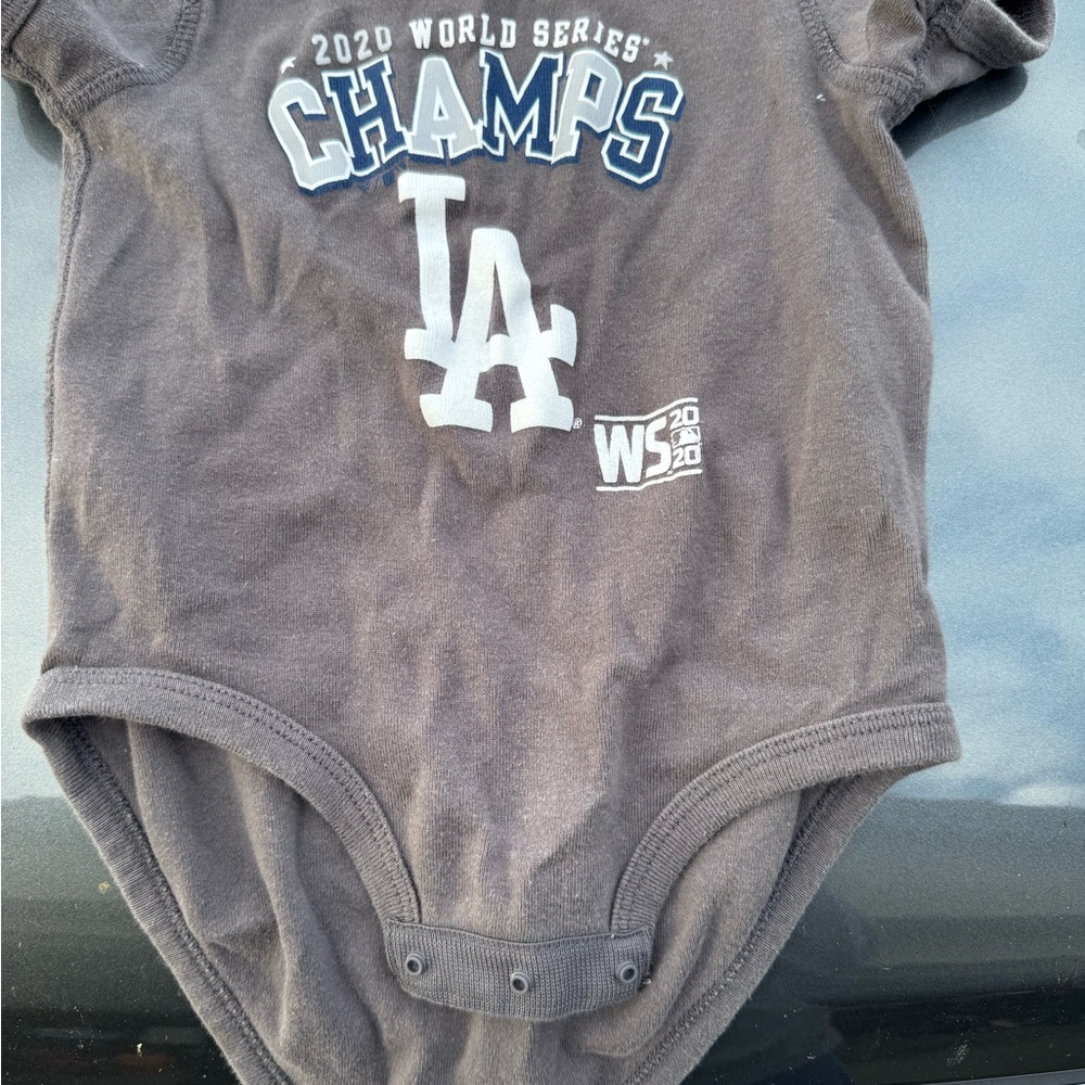 Fanatics Gray Baby Onesie